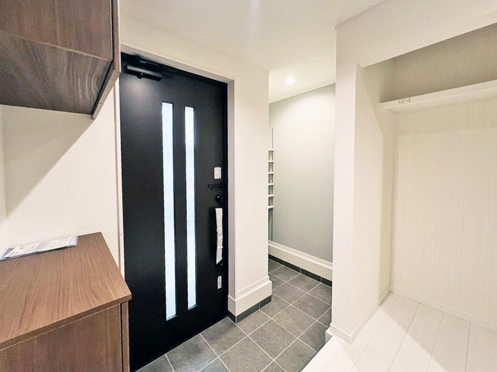 朝霞市 注文住宅：家族の空間を分けたプライバシーが守られた家