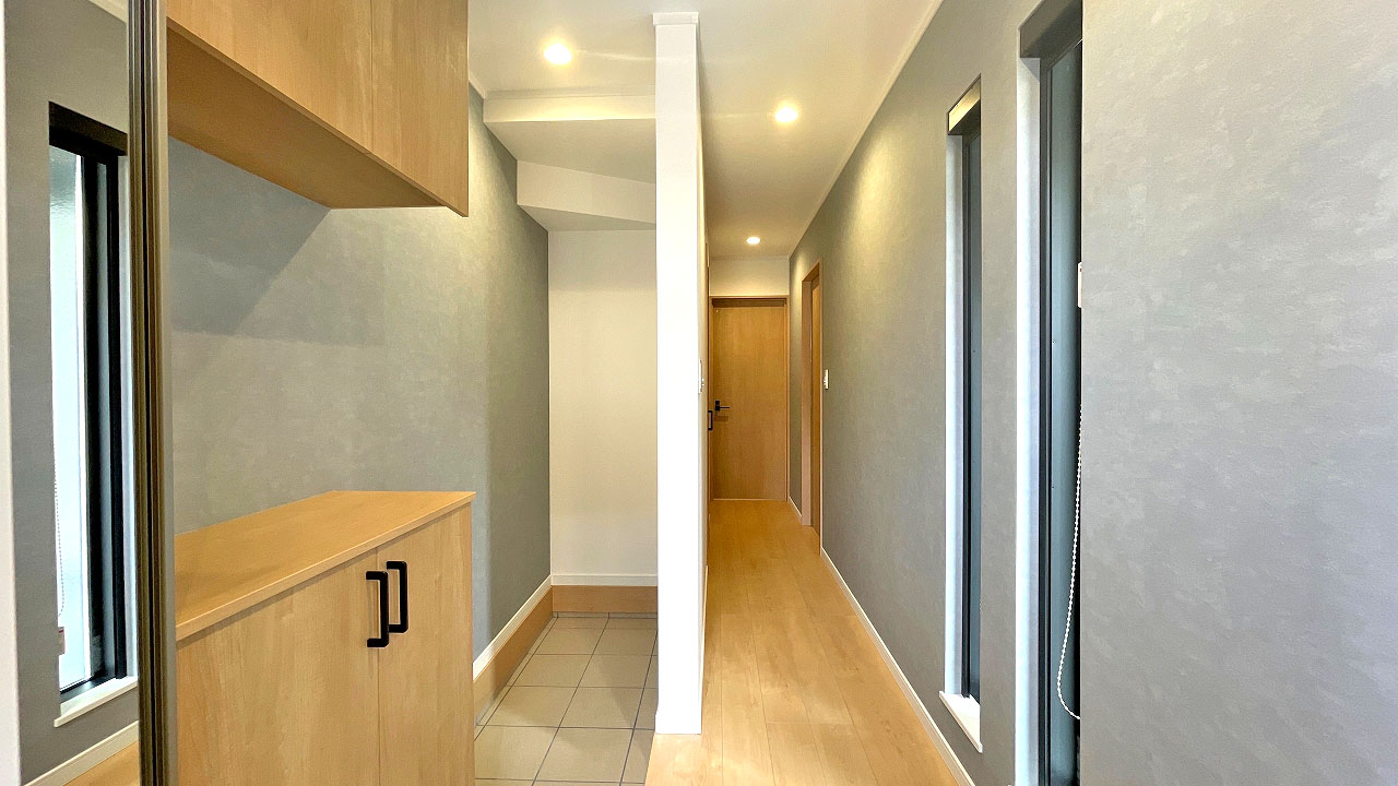 和光市 注文住宅：無機質×木の温もりが心地良い家