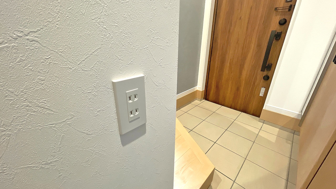 和光市 注文住宅：無機質×木の温もりが心地良い家