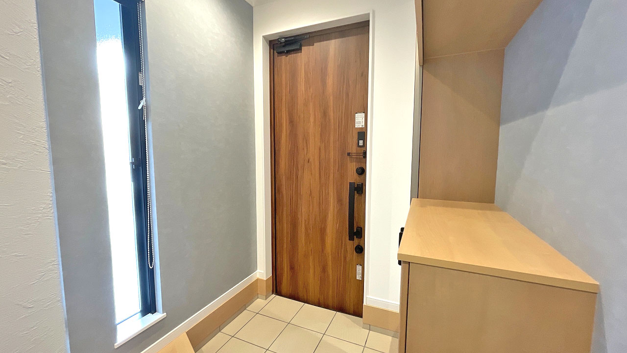 和光市 注文住宅：無機質×木の温もりが心地良い家