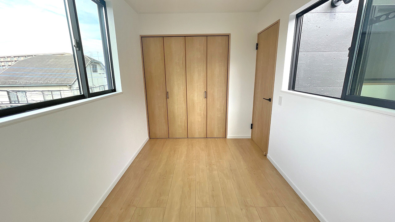 和光市 注文住宅：無機質×木の温もりが心地良い家