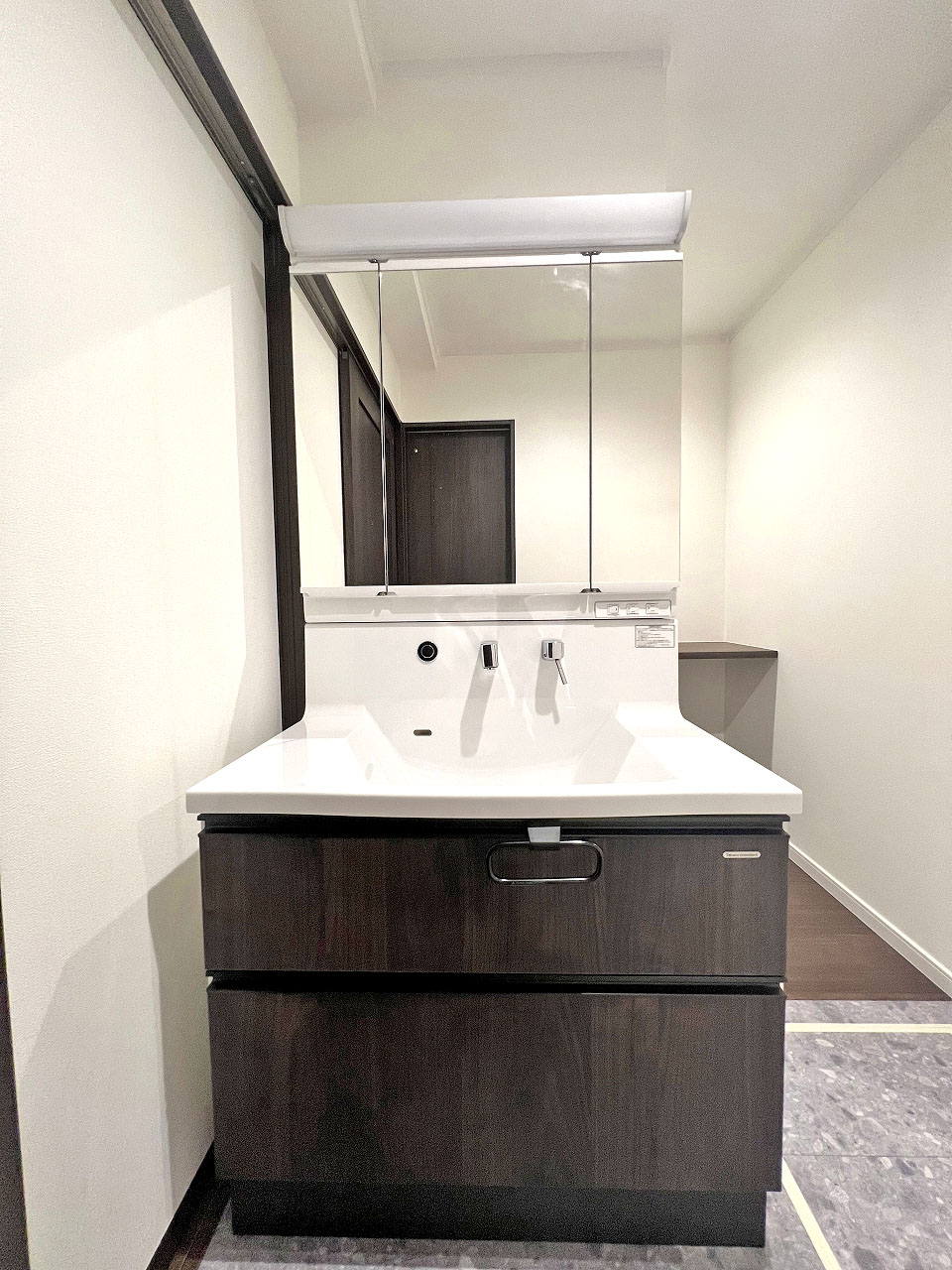 さいたま市桜区 注文住宅：重厚感のあるシックな家