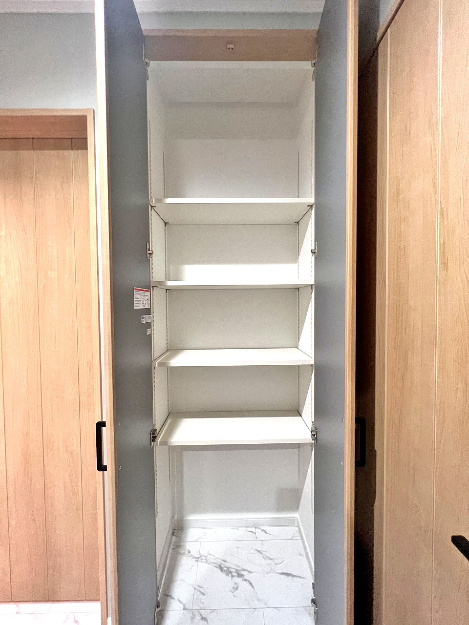 和光市 注文住宅：無機質×木の温もりが心地良い家