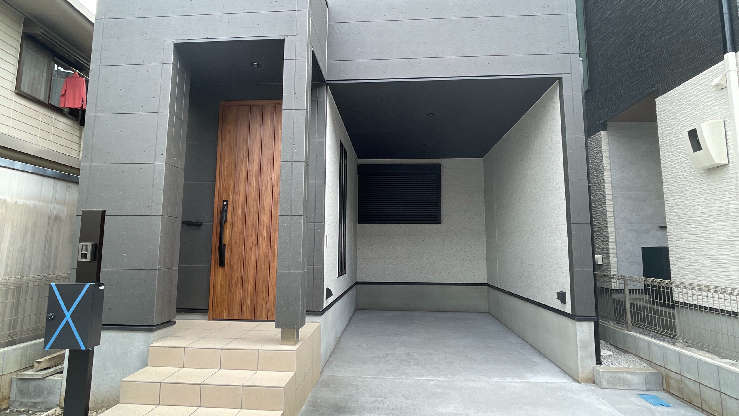 和光市 注文住宅：無機質×木の温もりが心地良い家